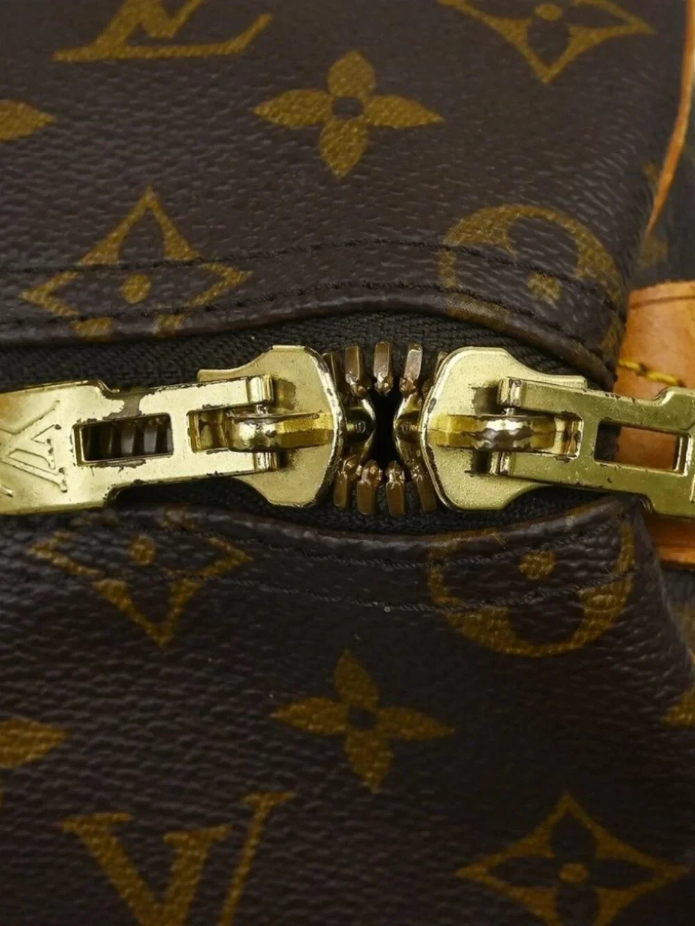 LOUIS VUITTON KEEPALL 50 TRAVEL HANDBAG MONOGRAM